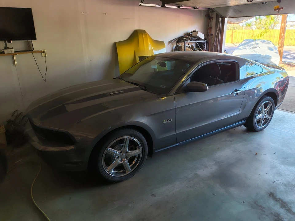 2011 Ford S197 Mustang - Image 21 of 21