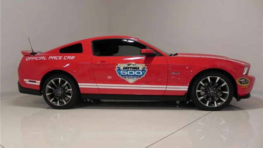 2011 Ford S197 Mustang - Image 3 of 12