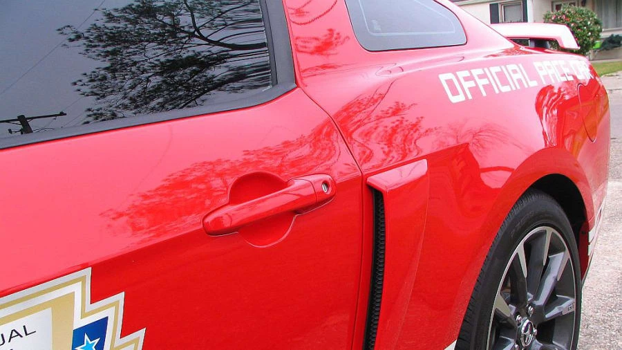 2011 Ford S197 Mustang - Image 10 of 12