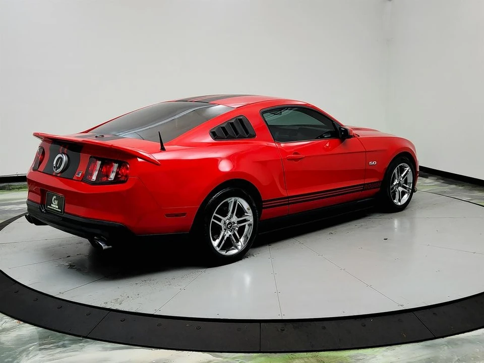 2011 Ford S197 Mustang - Image 5 of 21