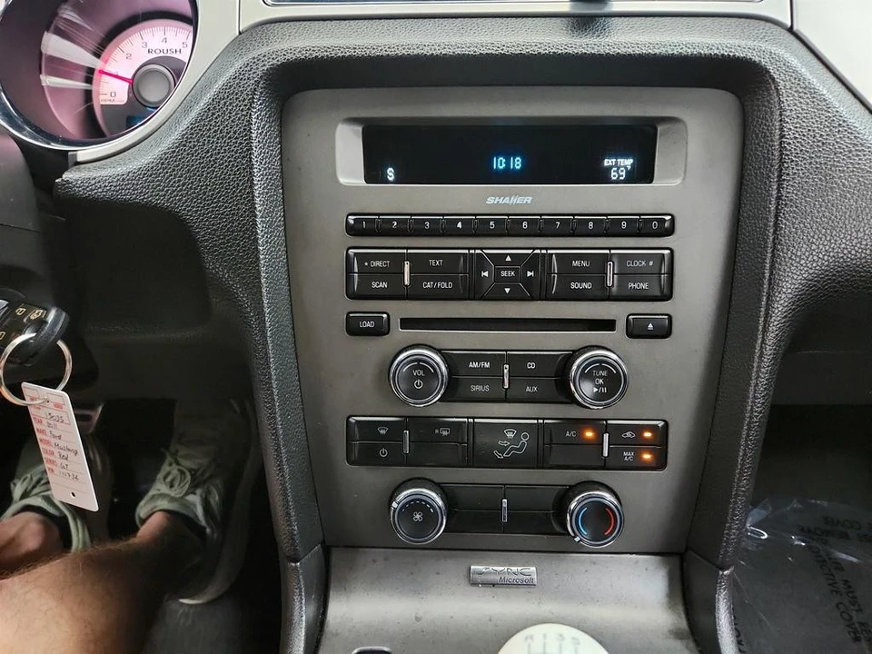 2011 Ford S197 Mustang - Image 17 of 21