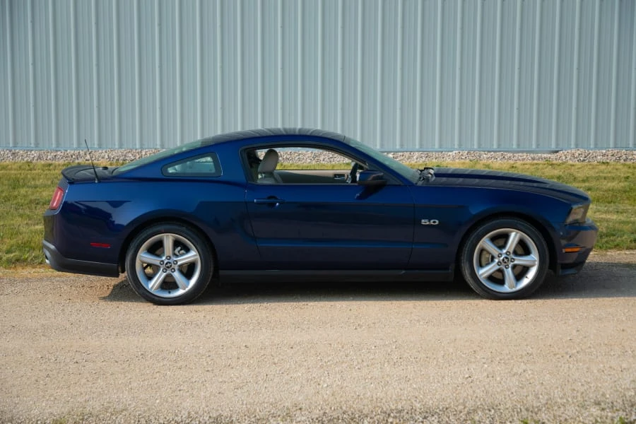 2011 Ford S197 Mustang - Image 4 of 16