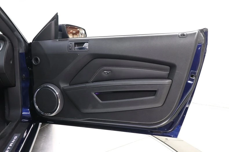 2011 Ford S197 Mustang GT - Image 28 of 31