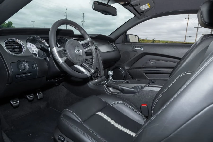 2011 Ford S197 Mustang - Image 23 of 31