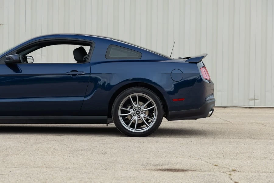 2011 Ford S197 Mustang - Image 12 of 31