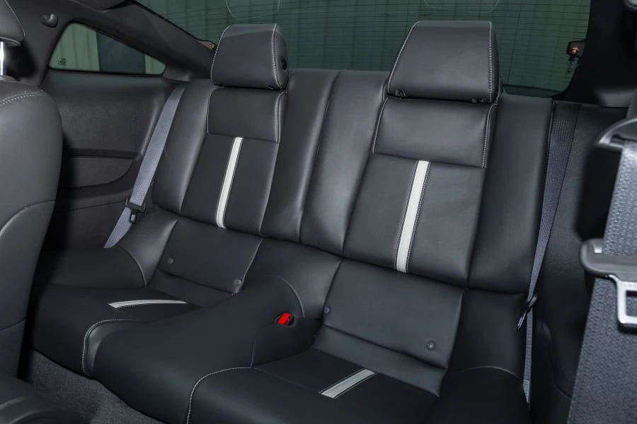 2011 Ford S197 Mustang - Image 28 of 31