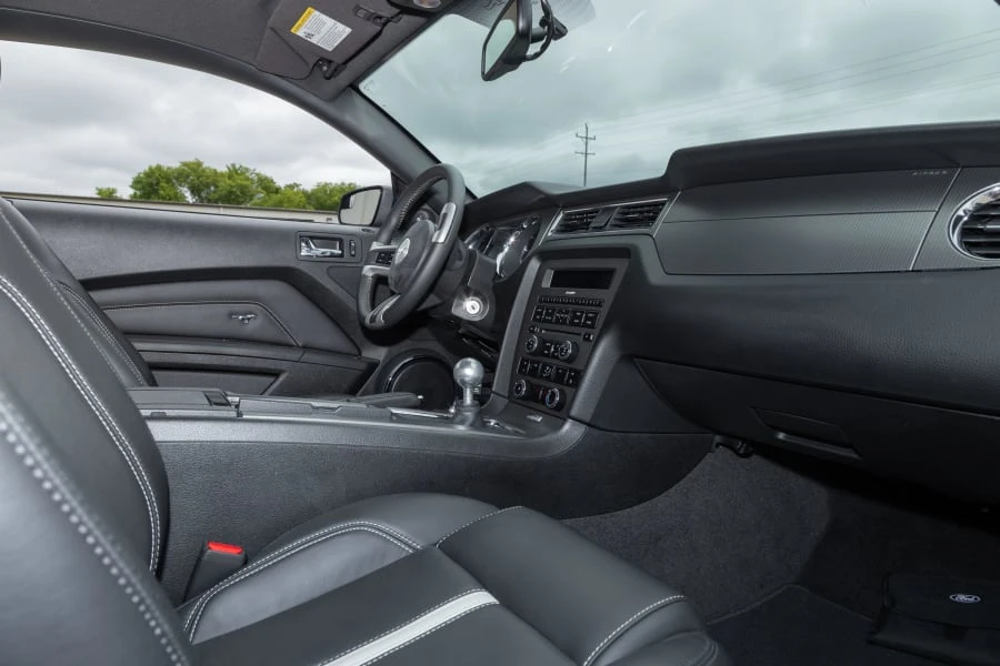 2011 Ford S197 Mustang - Image 22 of 31