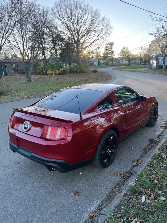 2011 Ford S197 Mustang - Image 5 of 20