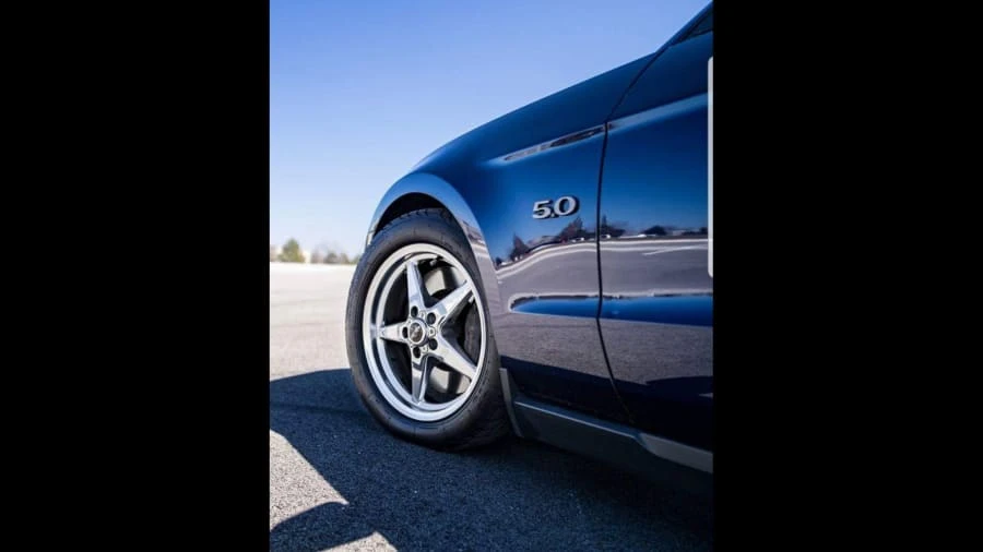 2011 Ford S197 Mustang - Image 6 of 10