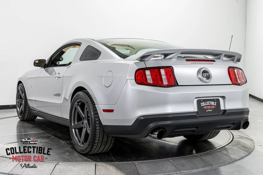 2011 Ford S197 Mustang - Image 16 of 21