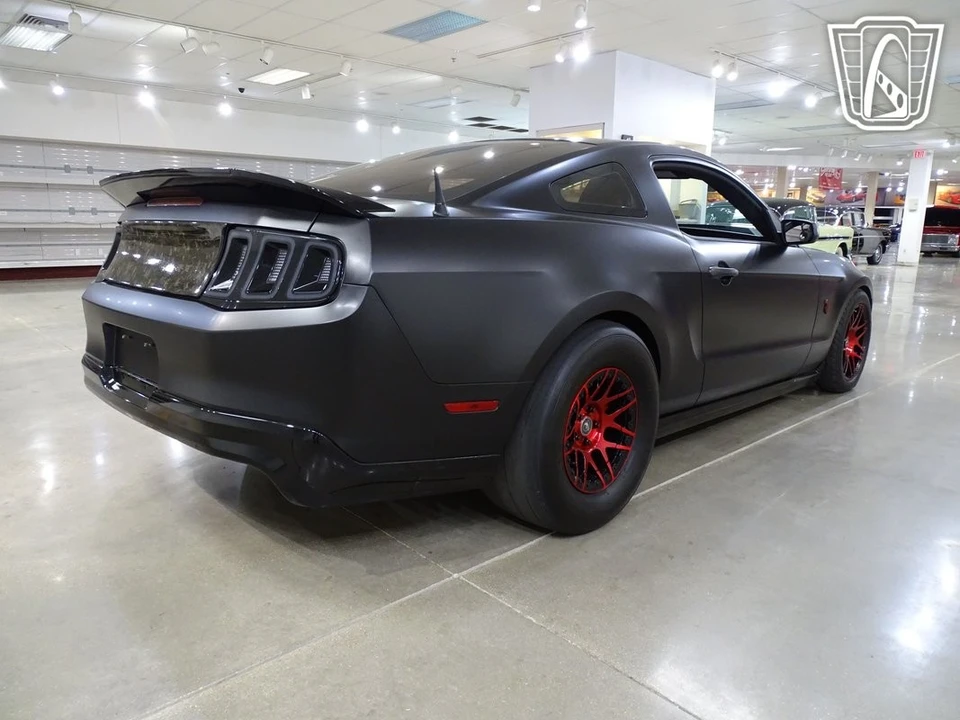 2011 Ford S197 Mustang - Image 16 of 21