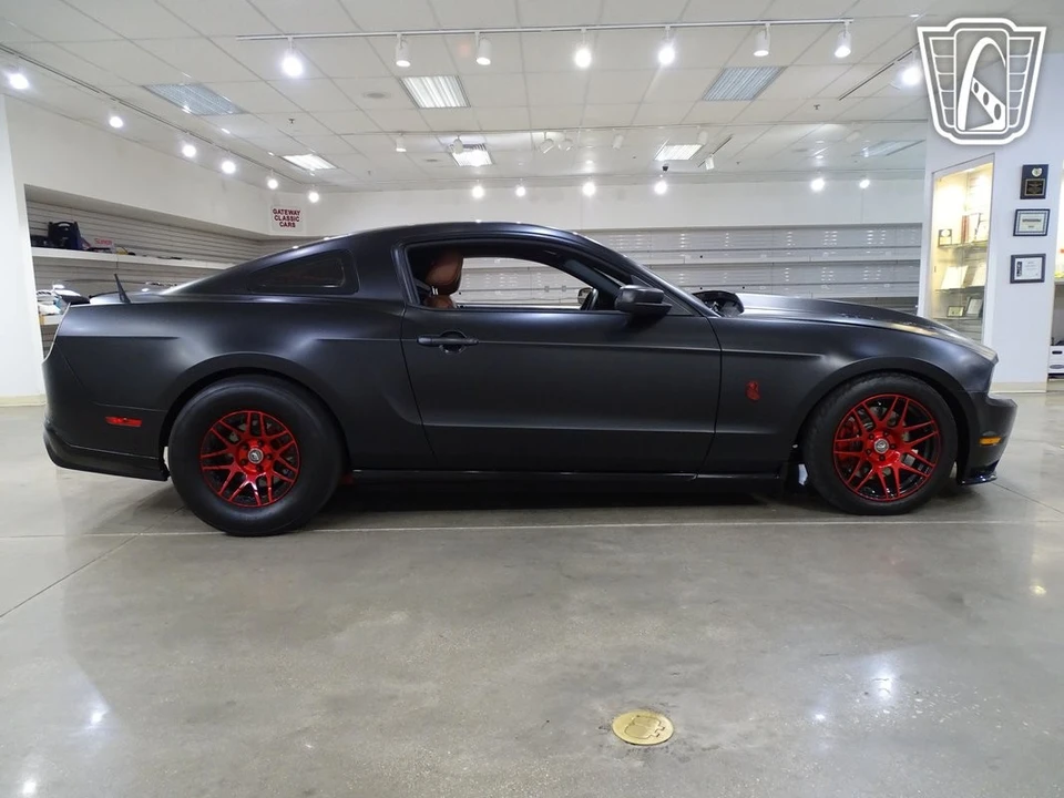 2011 Ford S197 Mustang - Image 19 of 21
