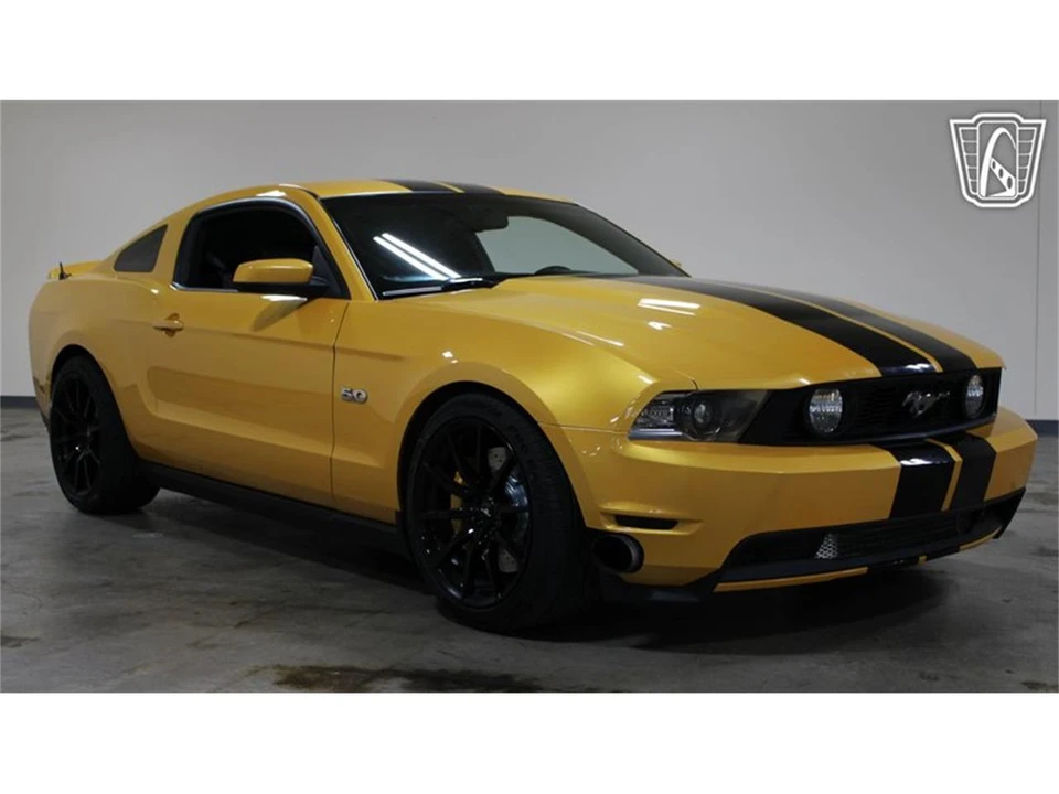 2011 Ford S197 Mustang GT - Image 3 of 31