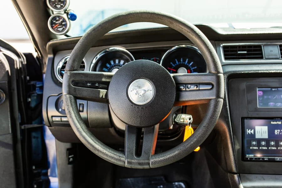 2011 Ford S197 Mustang - Image 14 of 18