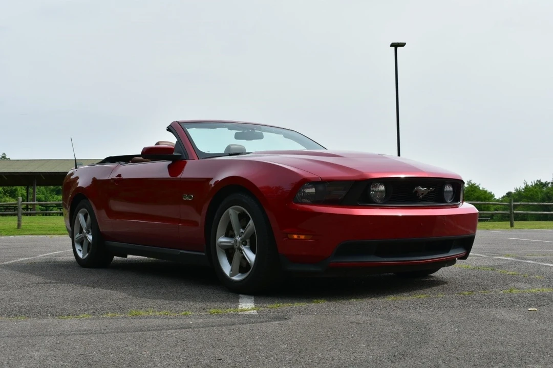 2011 Ford S197 Mustang - Image 7 of 21