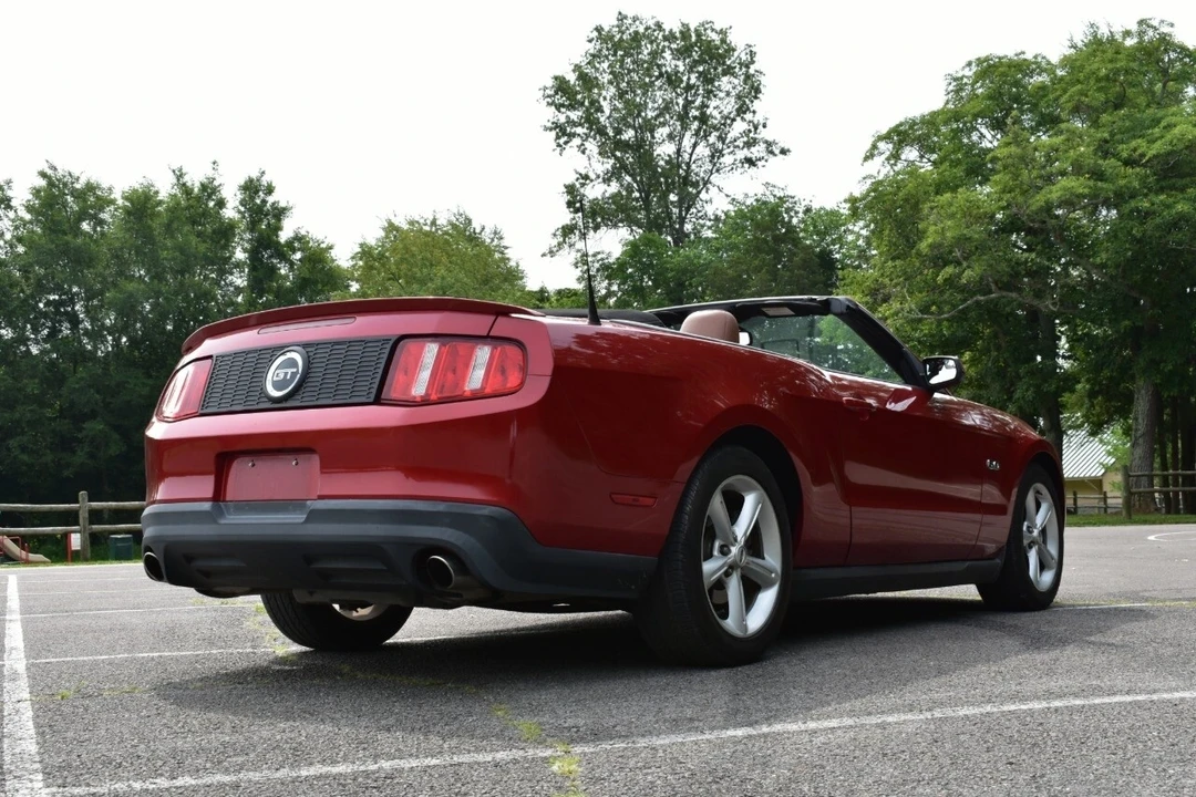 2011 Ford S197 Mustang - Image 5 of 21