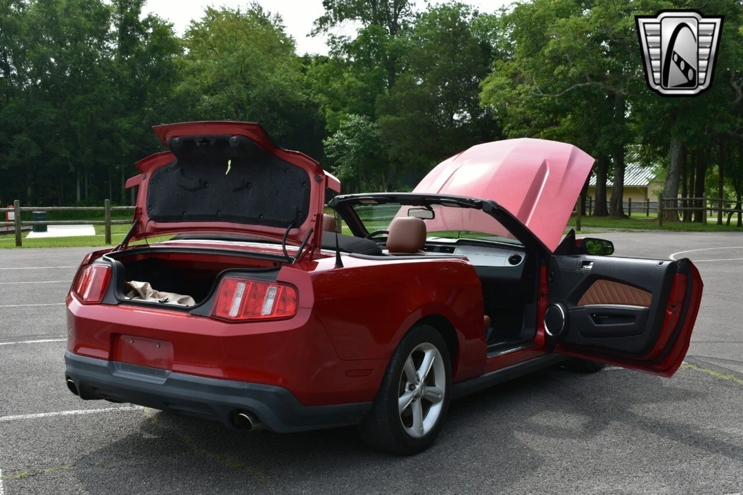 2011 Ford S197 Mustang - Image 9 of 21