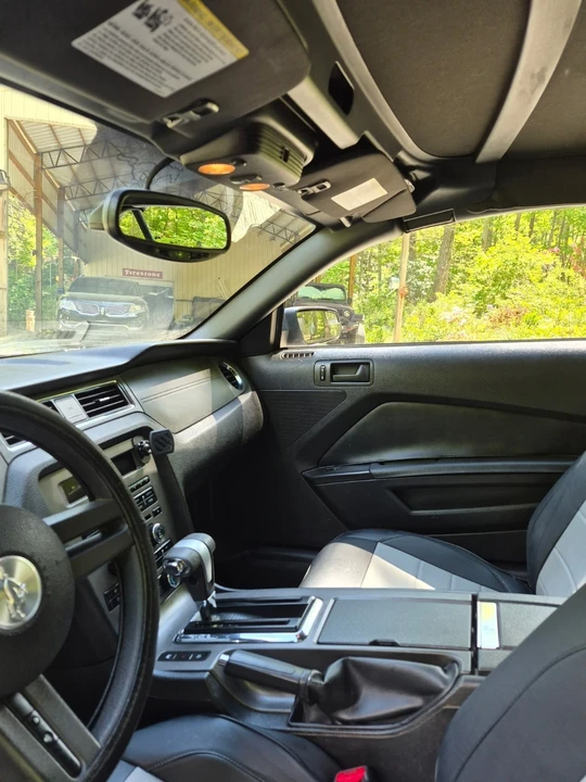 2011 Ford S197 Mustang GT - Image 12 of 23