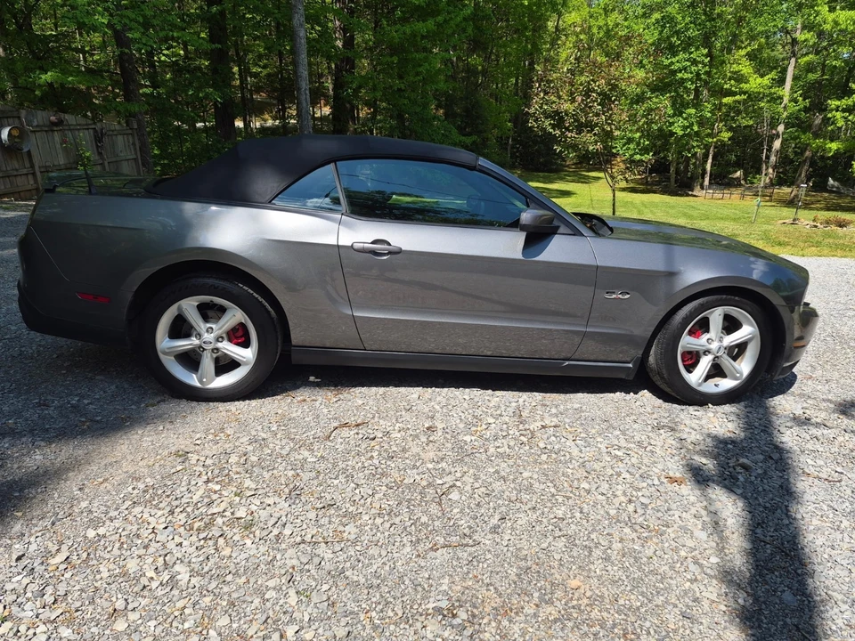 2011 Ford S197 Mustang GT - Image 7 of 23