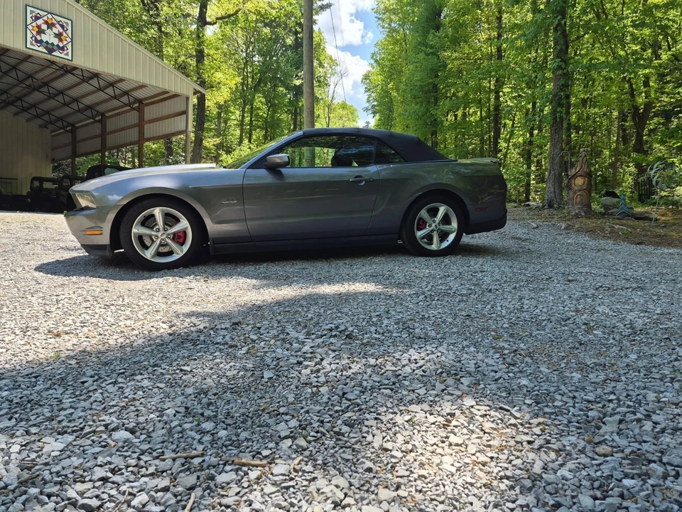 2011 Ford S197 Mustang GT - Image 9 of 23