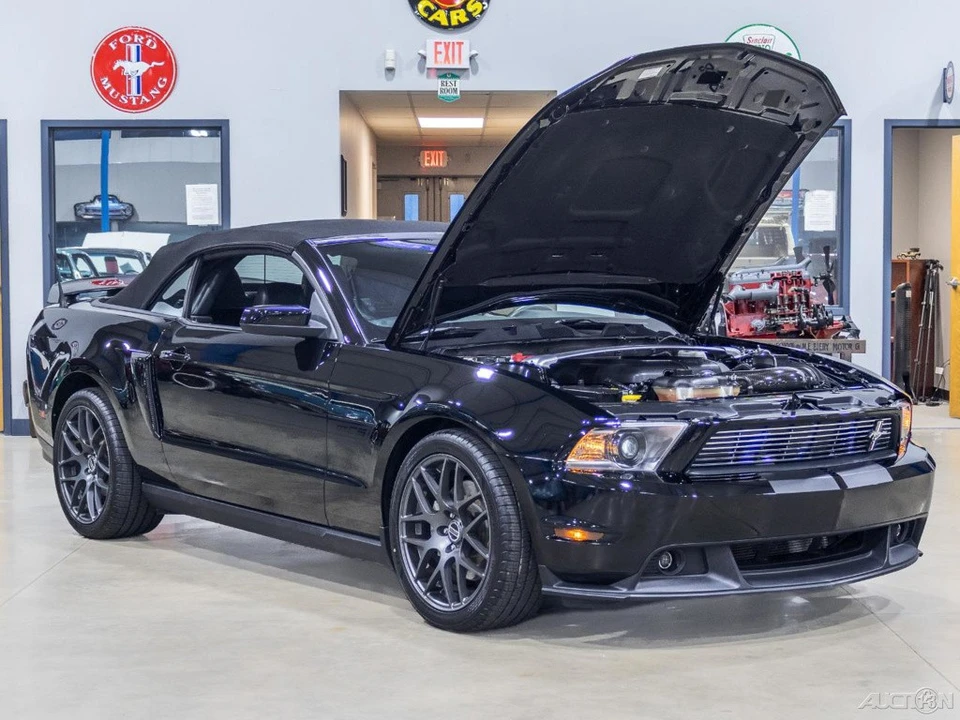 2011 Ford S197 Mustang GT - Image 9 of 24