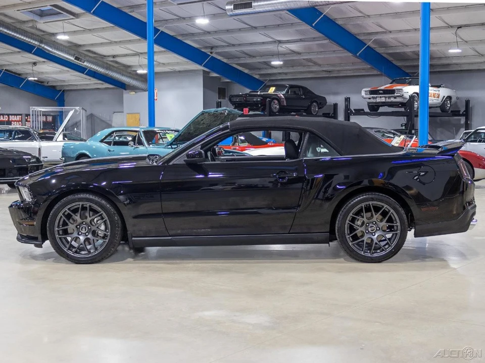 2011 Ford S197 Mustang GT - Image 4 of 24