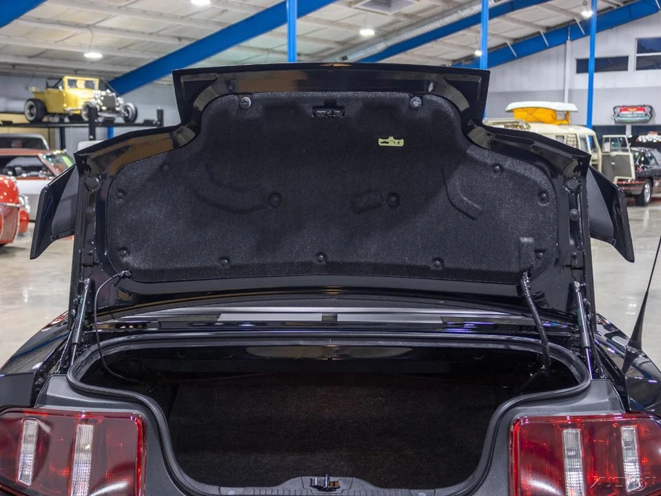 2011 Ford S197 Mustang GT - Image 20 of 24