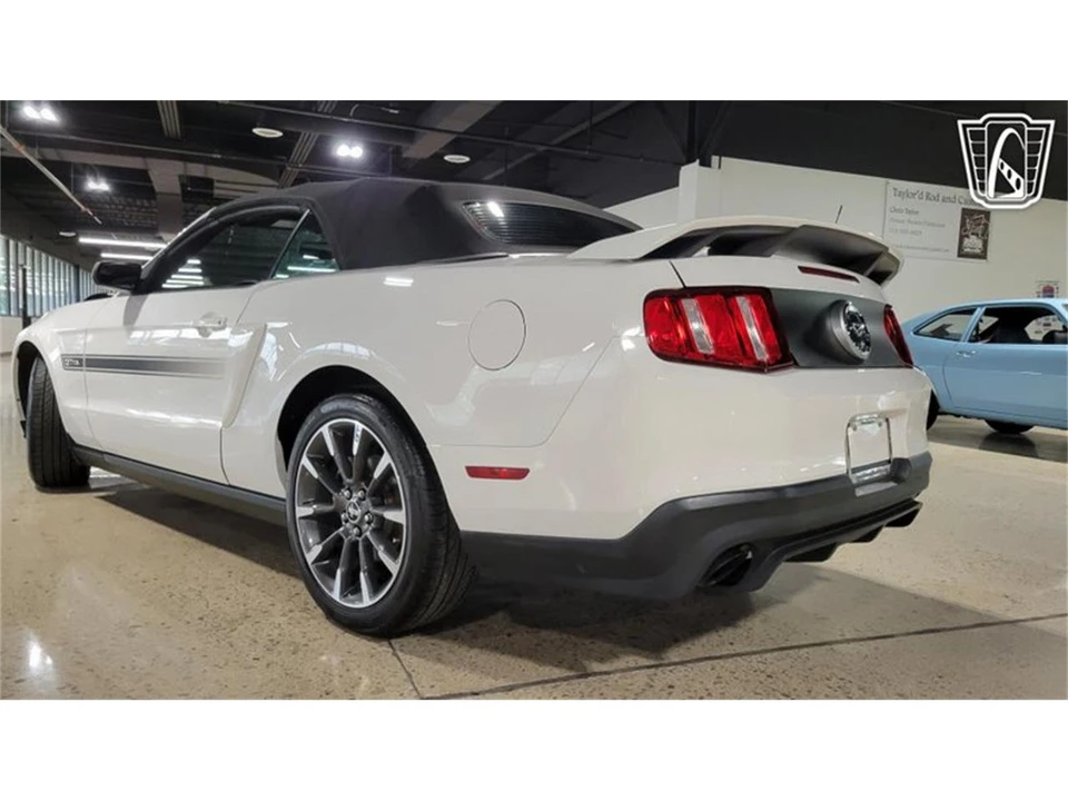 2011 Ford S197 Mustang GT - Image 29 of 31
