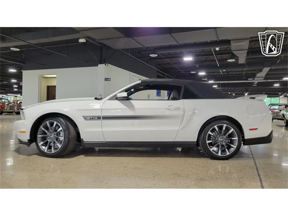 2011 Ford S197 Mustang GT - Image 24 of 31