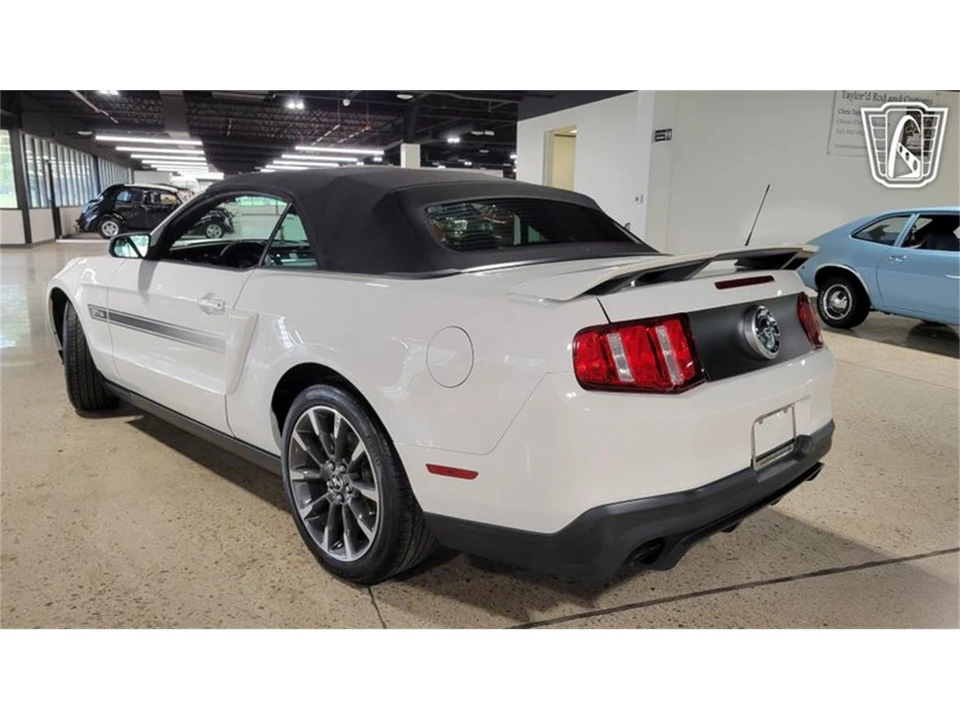 2011 Ford S197 Mustang GT - Image 30 of 31