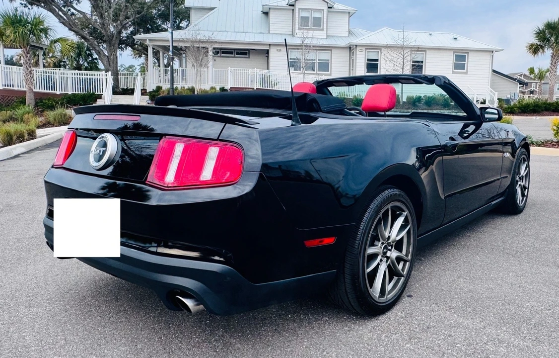 2011 Ford S197 II Shelby Mustang GT & GTS - Image 7 of 17