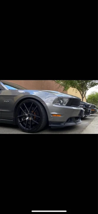 2011 Ford S197 Mustang - Image 2 of 5
