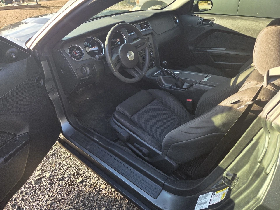 2011 Ford S197 Mustang - Image 11 of 16