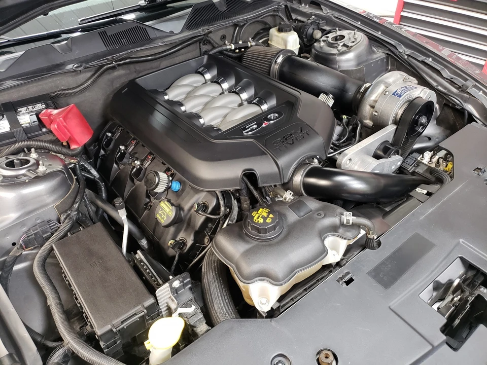 2011 Ford S197 Mustang - Image 12 of 16