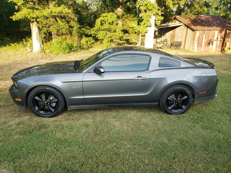2011 Ford S197 Mustang - Image 3 of 16