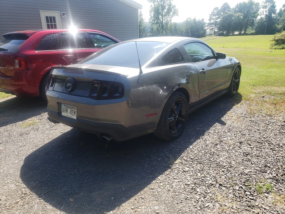 2011 Ford S197 Mustang - Image 6 of 16
