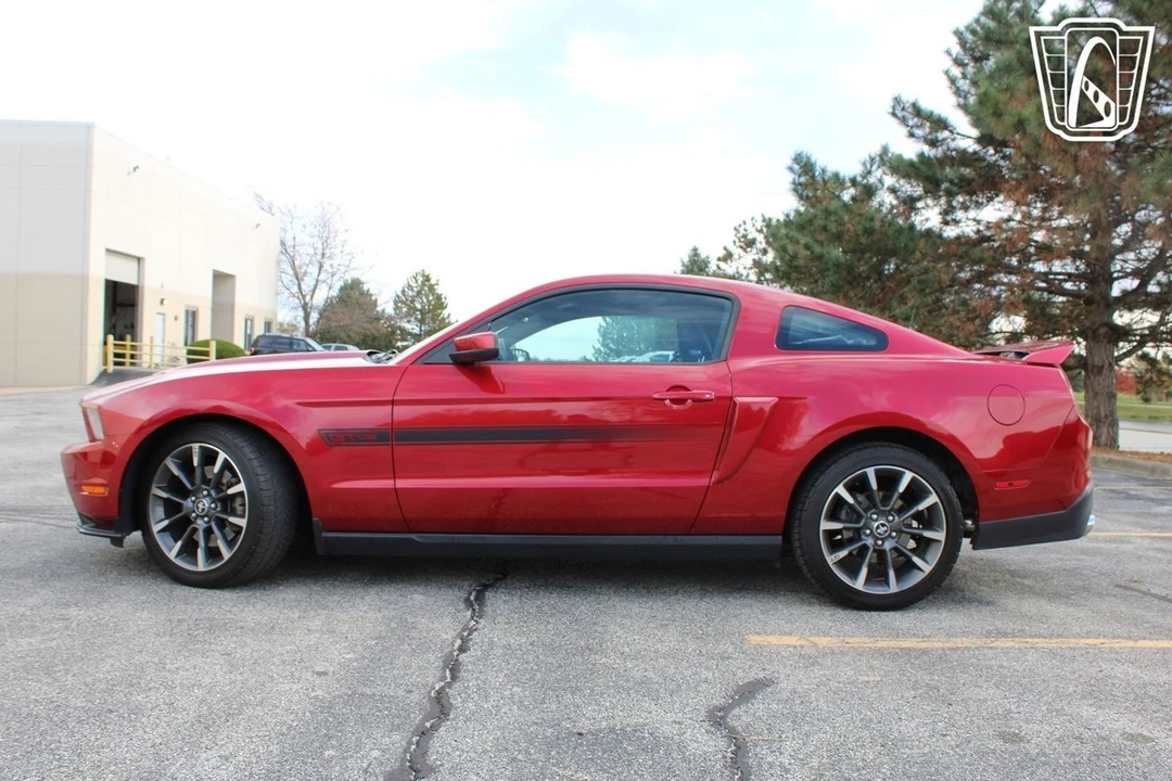 2011 Ford S197 Mustang - Image 6 of 12