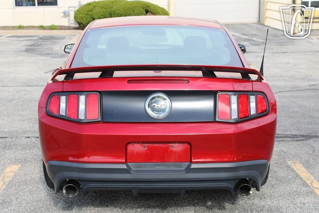 2011 Ford S197 Mustang - Image 11 of 12
