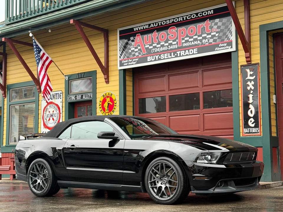 2011 Ford S197 Mustang - Image 4 of 21