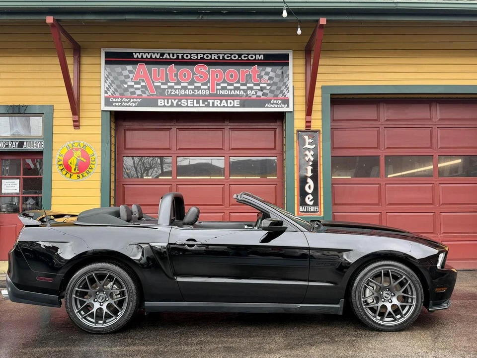 2011 Ford S197 Mustang - Image 12 of 21