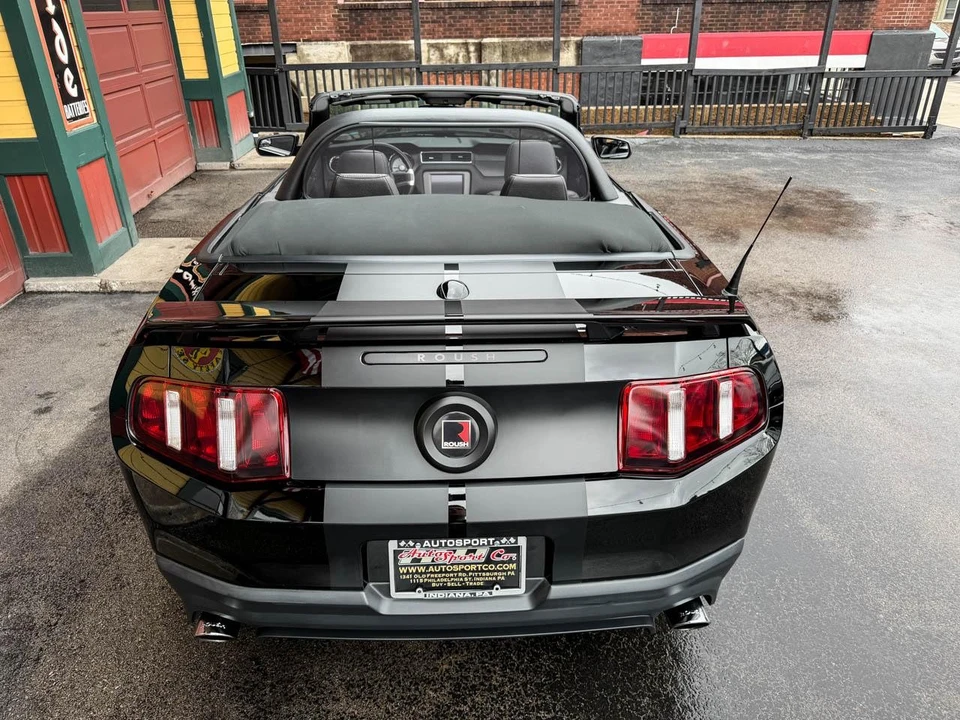 2011 Ford S197 Mustang - Image 15 of 21