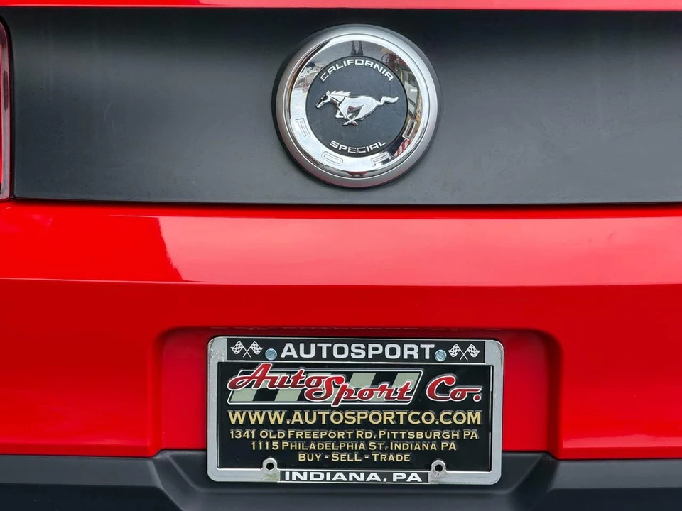 2011 Ford S197 Mustang - Image 10 of 31