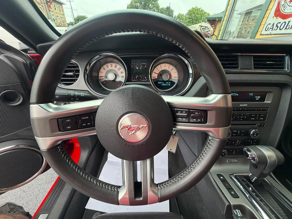 2011 Ford S197 Mustang - Image 31 of 31