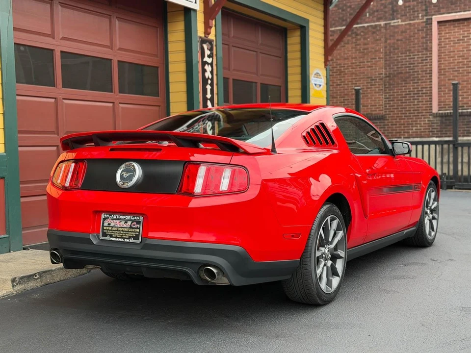 2011 Ford S197 Mustang - Image 6 of 31
