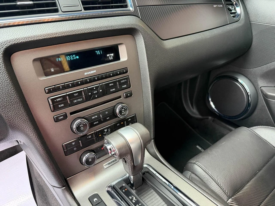 2011 Ford S197 Mustang - Image 30 of 31
