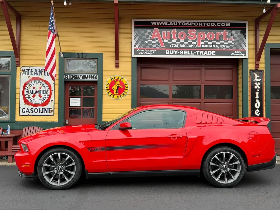 2011 Ford S197 Mustang - Image 12 of 31
