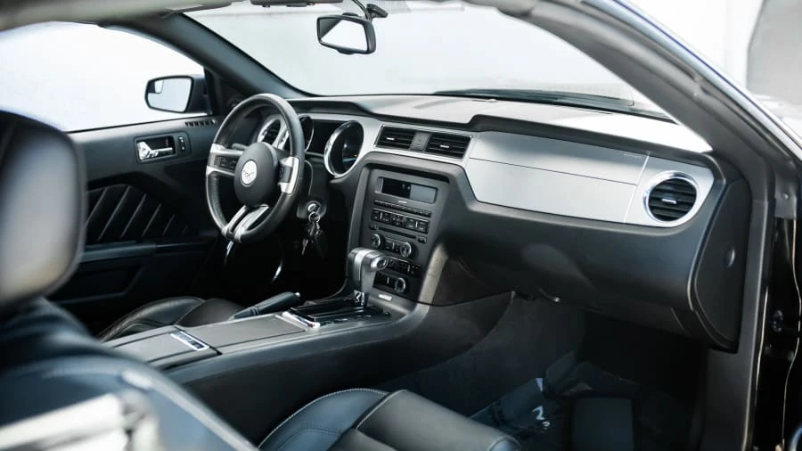 2011 Ford S197 Mustang - Image 7 of 9