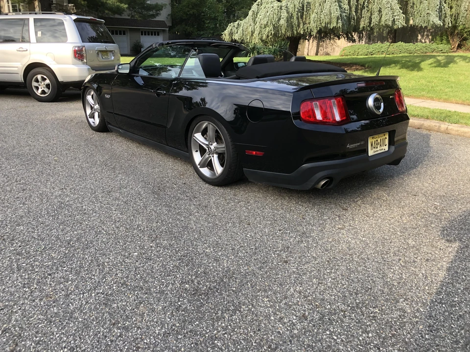 2011 Ford S197 Mustang - Image 27 of 31