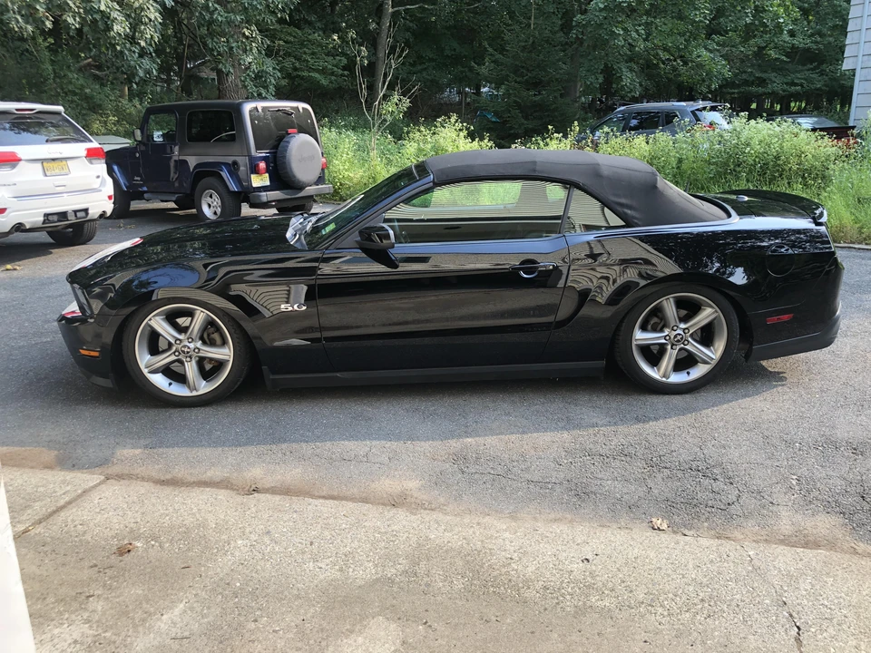 2011 Ford S197 Mustang - Image 19 of 31