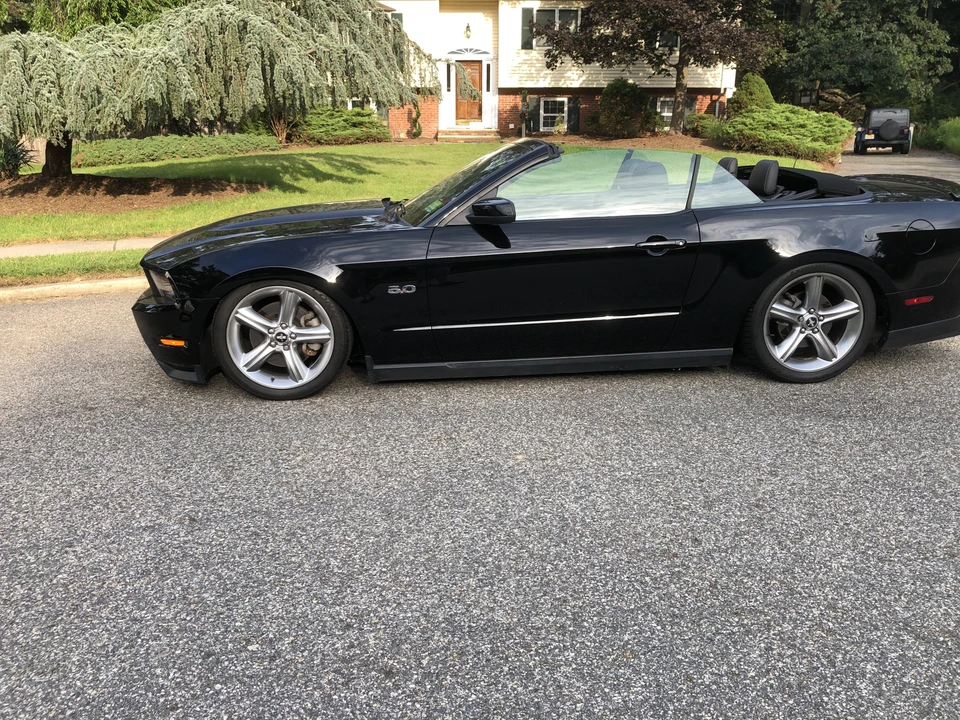 2011 Ford S197 Mustang - Image 18 of 31